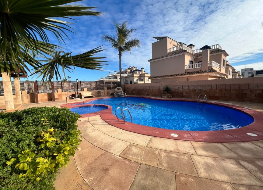 Resale - Apartment - Orihuela Costa - Villamartín