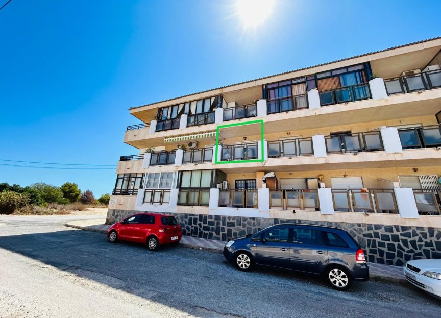 Resale - Apartment - Torrevieja - El Chaparral