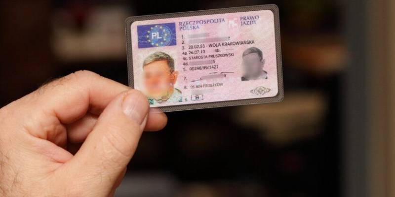 Do I need to exchange my driving licence in Spain?