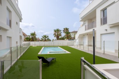 Resale - Apartment - Orihuela Costa - Villamartín