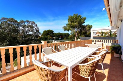 Resale - Villa - Orihuela Costa - Campoamor