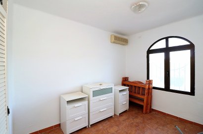 Resale - Villa - Orihuela Costa - Los Dolses