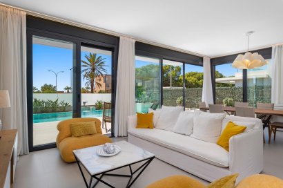 Resale - Villa - Orihuela Costa - Campoamor