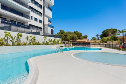 Resale - Apartment - Orihuela Costa - Campoamor