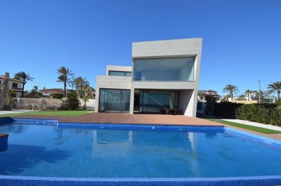 Resale - Villa - Orihuela Costa - Cabo Roig