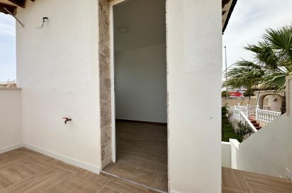 Resale - House - Orihuela Costa - Playa Flamenca