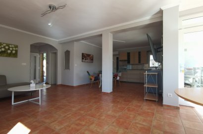 Resale - Villa - Orihuela Costa - La Zenia