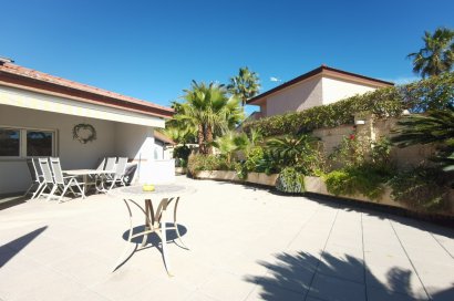 Resale - Villa - Orihuela Costa - La Zenia