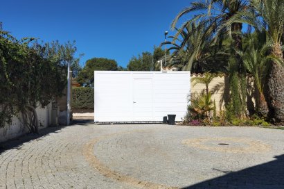 Resale - Villa - Orihuela Costa - La Zenia