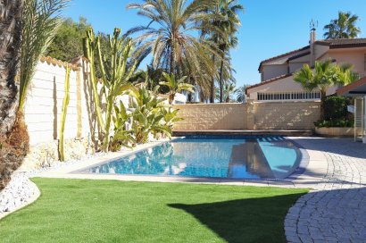 Resale - Villa - Orihuela Costa - La Zenia