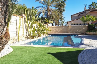 Resale - Villa - Orihuela Costa - La Zenia