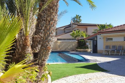 Resale - Villa - Orihuela Costa - La Zenia