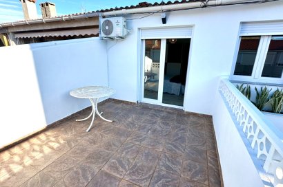 Resale - Villa - Torrevieja - Playa de los Naufragos