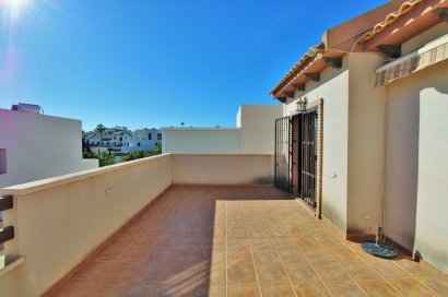 Resale - Villa - Villamartín - PAU 8