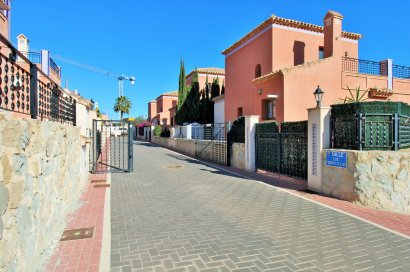 Resale - Villa - San Miguel de Salinas