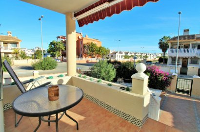 Resale - Apartment - Villamartín - PAU 8