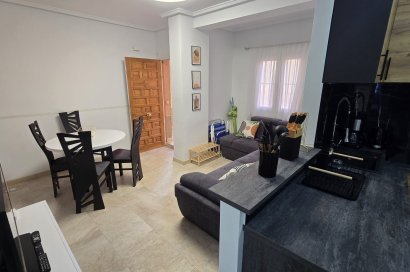 Resale - Apartment - Torrevieja - El Acequión - Los Náufragos