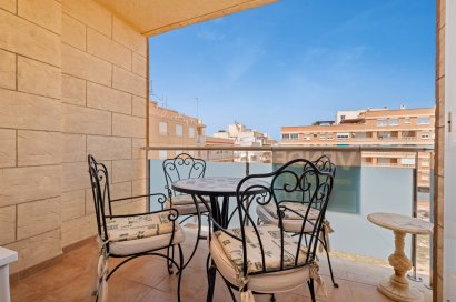 Resale - Apartment - Torrevieja - La Mata