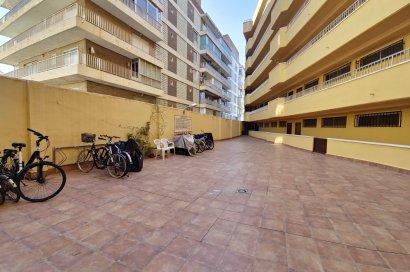 Resale - Apartment - Torrevieja - El Acequión - Los Náufragos