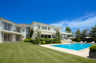 Resale - Villa - Marbella - Nueva Andalucía