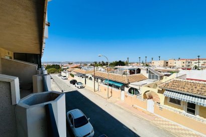 Resale - Apartment - Torrevieja - El Chaparral