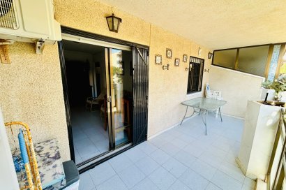 Resale - Apartment - Torrevieja - El Chaparral