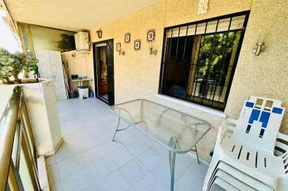 Resale - Apartment - Torrevieja - El Chaparral