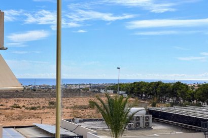 Resale - Apartment - Orihuela Costa - La Zenia