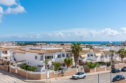 Resale - Villa - Orihuela Costa - Punta Prima